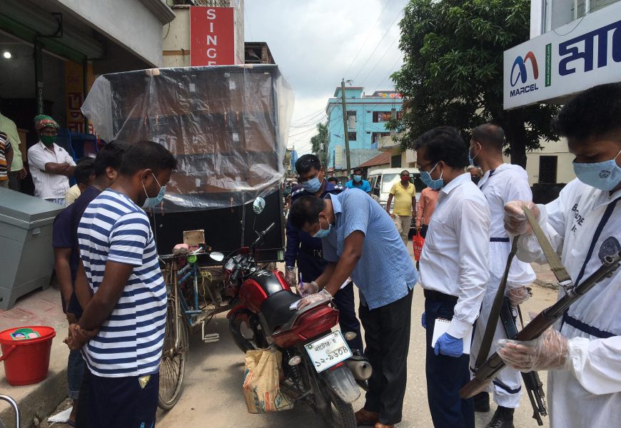 নাটোরের সিংড়ায় স্বাস্থ্যবিধি না মানায় ১৫ জনকে জরিমানা