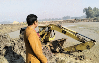 সিংড়ায় ভেকু ব্যবসায়ীর ৫০ হাজার অর্থদন্ড